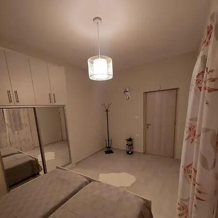 New, Apartment, 50m From Sea And From Center At Nea Irakleia